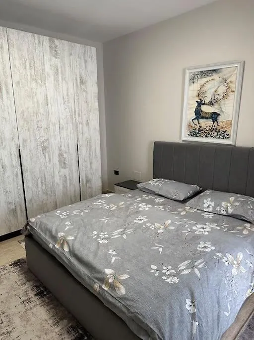 Apartment Cozy Flat In The City Center Tirana