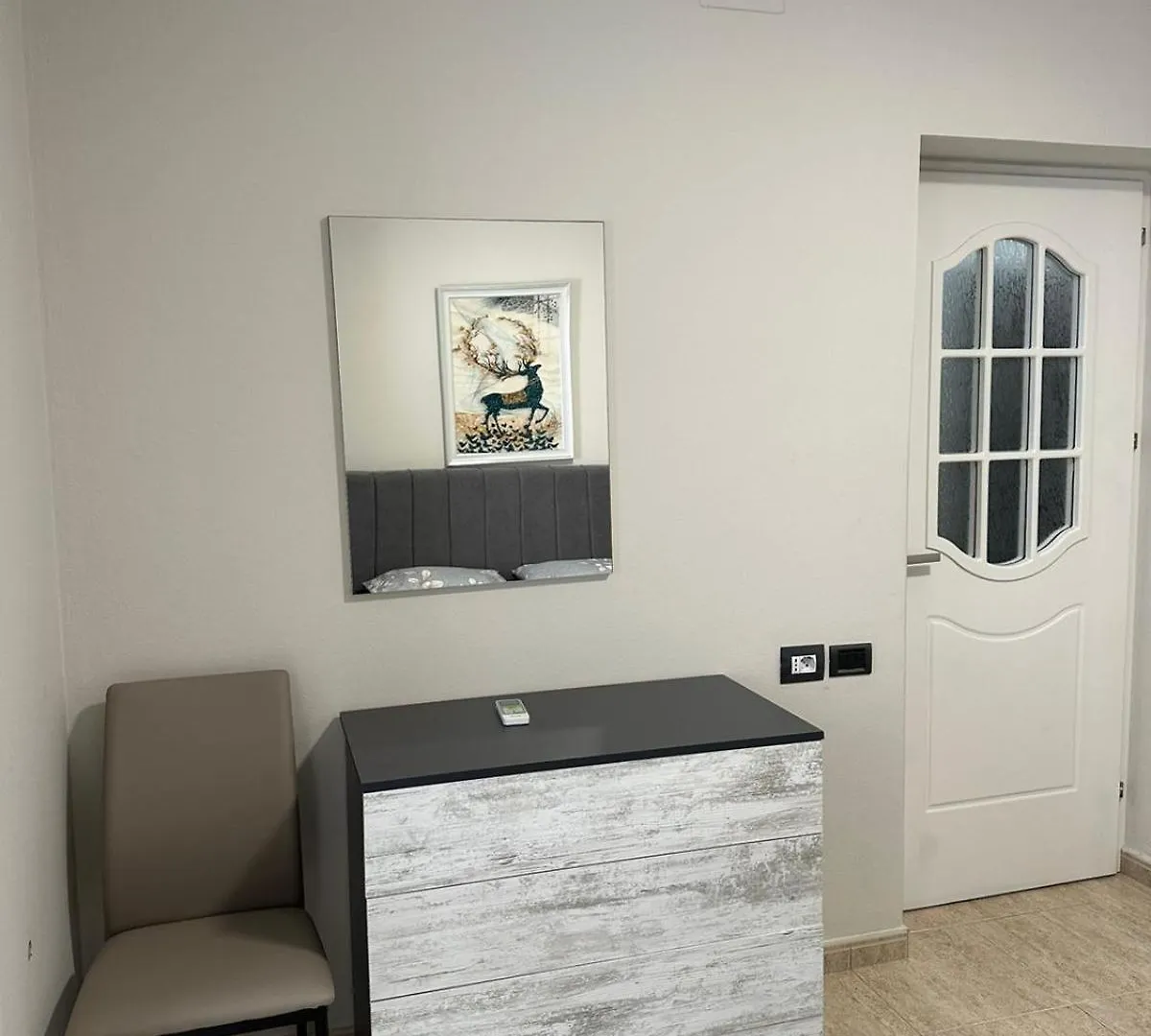 Apartment Cozy Flat In The City Center Tirana