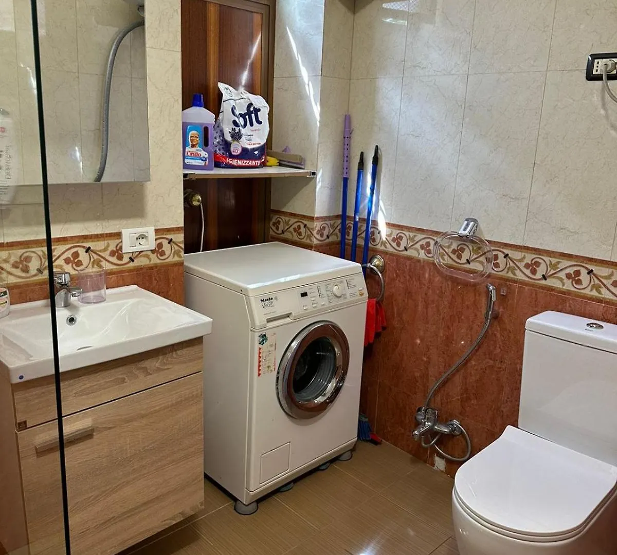 Cozy Flat In The City Center Tirana Apartment